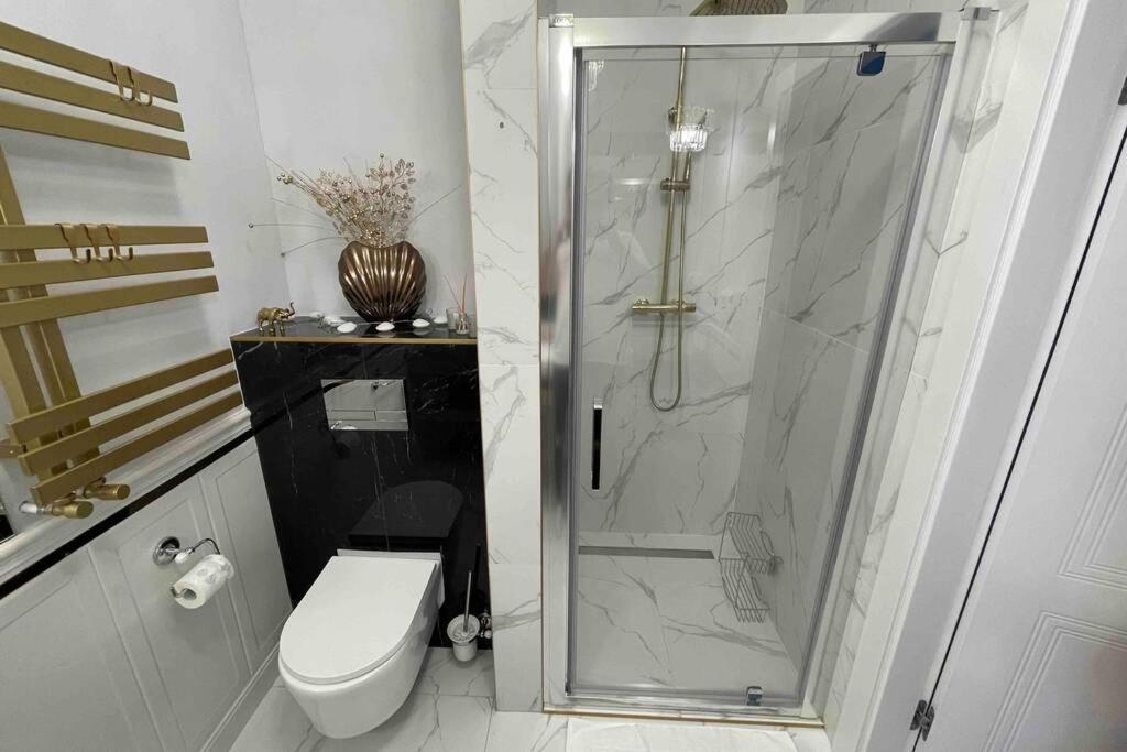 Apartpark Lividus Room 312 斯维诺乌伊希切 外观 照片
