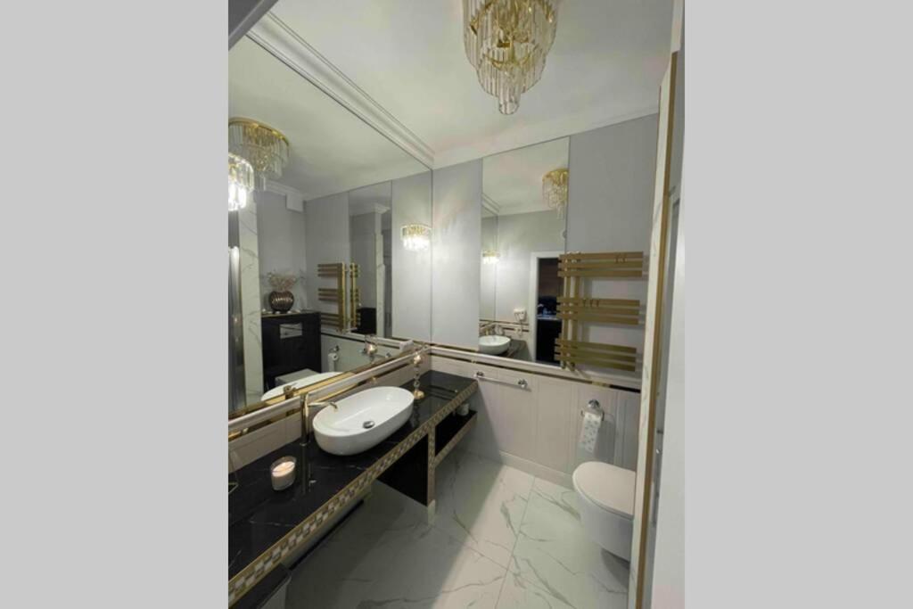 Apartpark Lividus Room 312 斯维诺乌伊希切 外观 照片